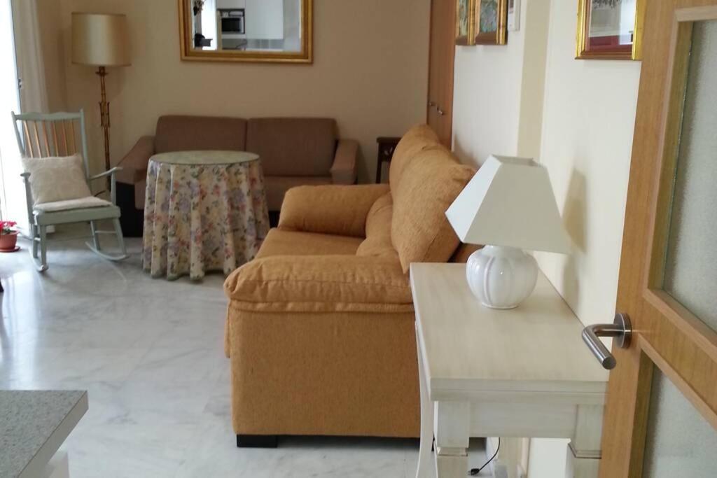 Apartamento Clásico, Cerca A Jardines De Murillo